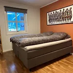 Charming House With Fireplace, Great Views And Free Parking * Tromsø