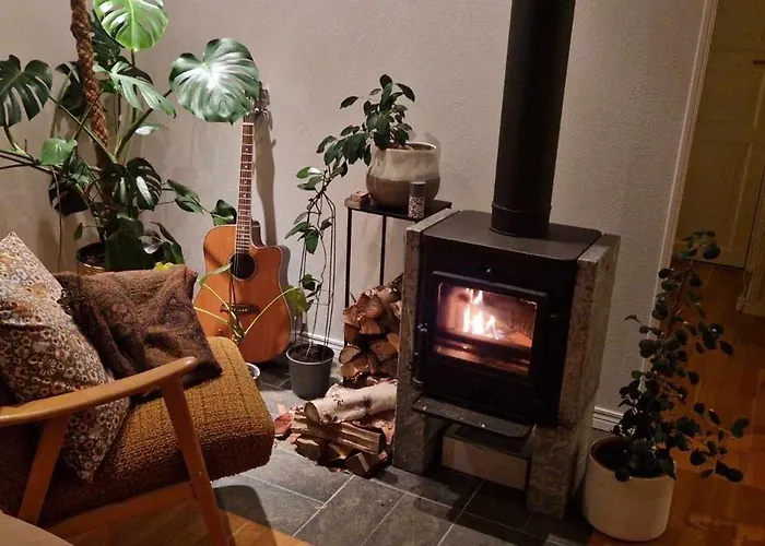 Charming House With Fireplace, Great Views And Free Parking Ferienhaus *